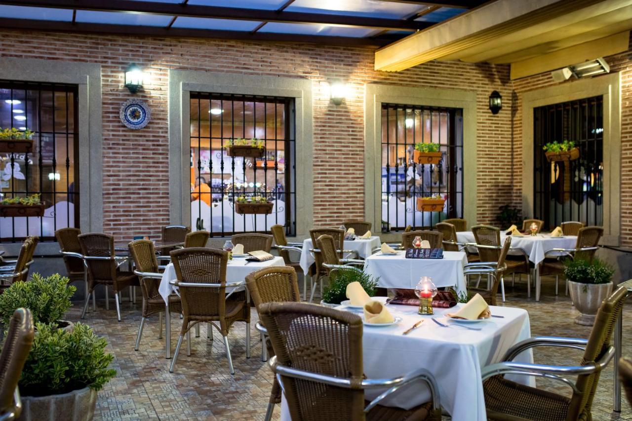 Hotel Rural El Jardin 알데아델프레스노 외부 사진